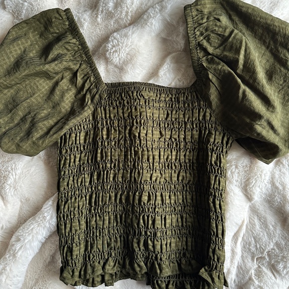 Puff sleeve straight neck blouse - Picture 1 of 4